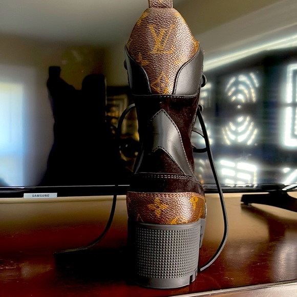 COPY - Louis Vuitton Platform Desert Boot - Picture 5 of 13